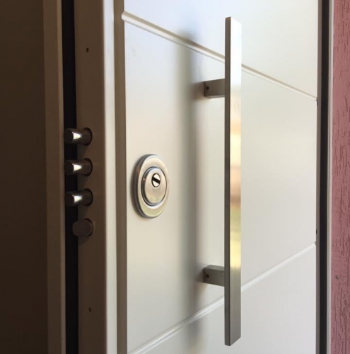 25 Vignali Simone Infissi-Style Porta blindata style personalizzato