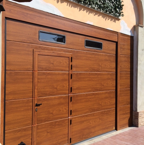 20 Vignali Simone Infissi-Style Portone per garage style legno