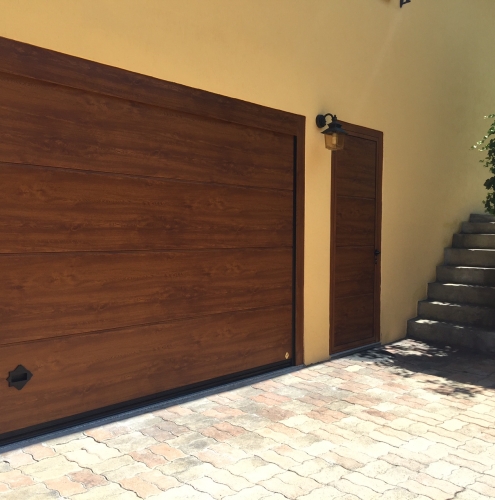 22 Vignali Simone Infissi-Style Portone per garage style legno