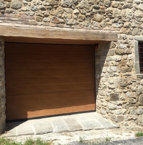 28 Vignali Simone Infissi-Style Portone per garage style legno