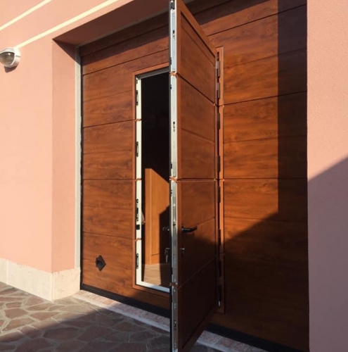 35 Vignali Simone Infissi-Style Portone per garage style legno