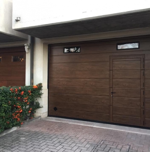 38 Vignali Simone Infissi-Style Portone per garage style legno