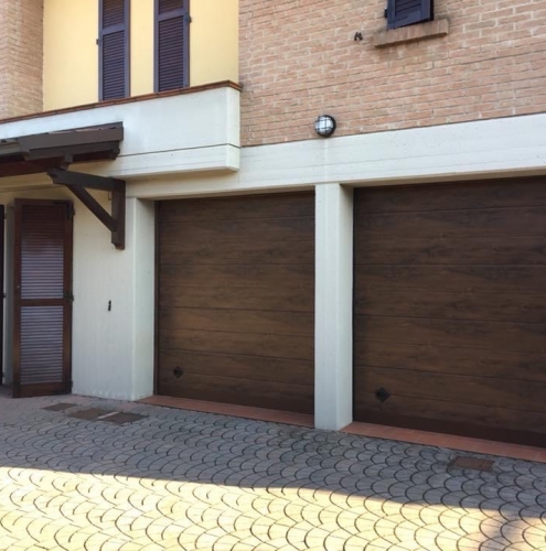 43 Vignali Simone Infissi-Style Portone per garage style legno
