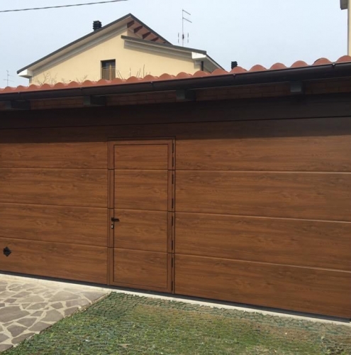 53 Vignali Simone Infissi-Style Portone per garage style legno