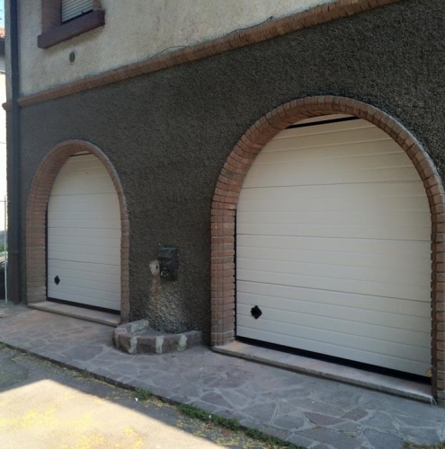 16 Vignali Simone Infissi-Style Portone per garage style personalizzato