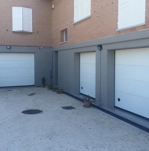 34 Vignali Simone Infissi-Style Portone per garage style personalizzato