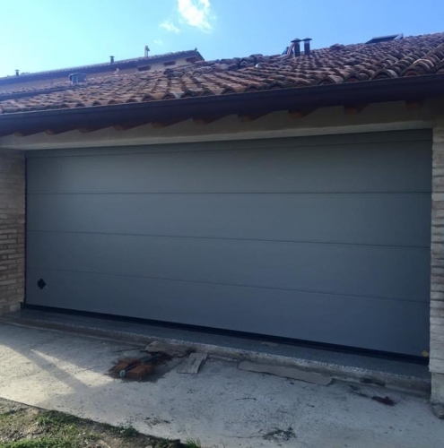 35 Vignali Simone Infissi-Style Portone per garage style personalizzato