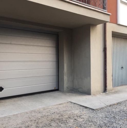 42 Vignali Simone Infissi-Style Portone per garage style personalizzato