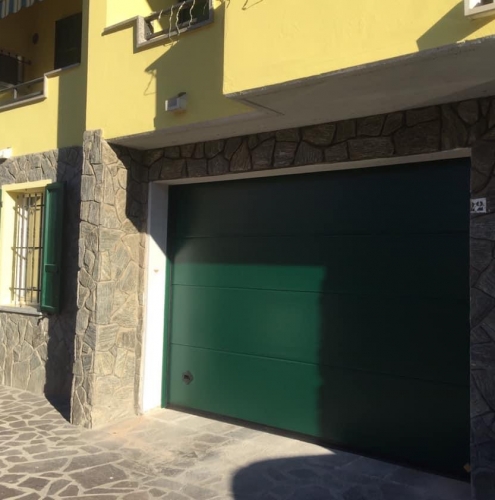 46 Vignali Simone Infissi-Style Portone per garage style personalizzato