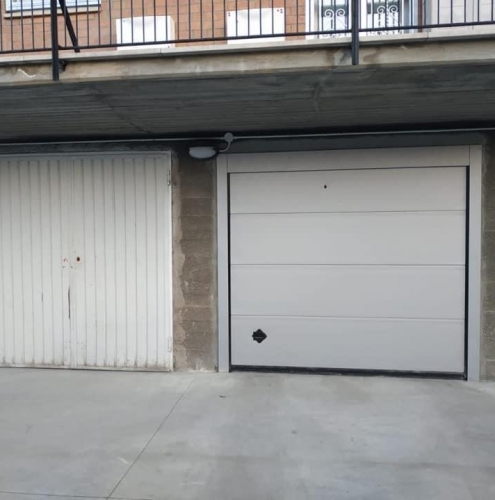 86 Vignali Simone Infissi-Style Portone per garage style personalizzato