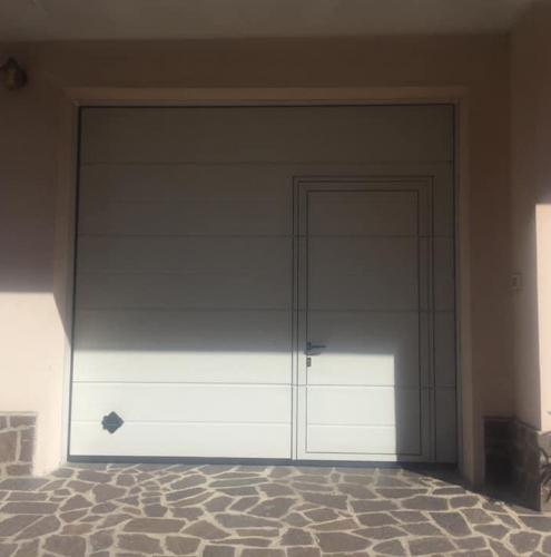 87 Vignali Simone Infissi-Style Portone per garage style personalizzato