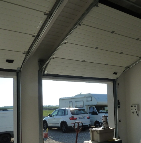 21 Vignali Simone Infissi-Style Portone per garage particolari