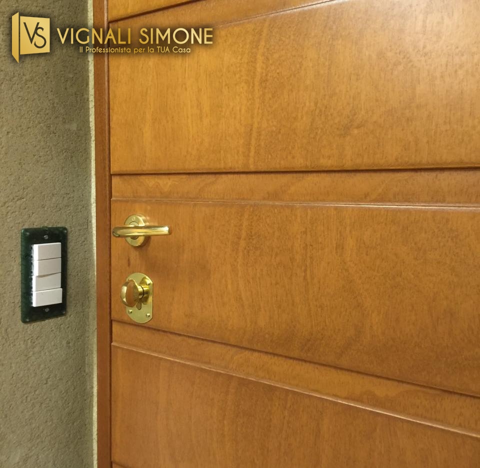 15 Vignali Simone Infissi-Style particolare Porta blindata 