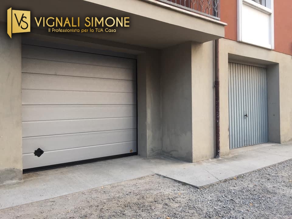 42 Vignali Simone Infissi-Style Portone per garage style personalizzato