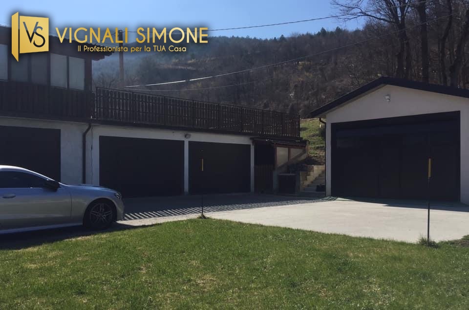 78 Vignali Simone Infissi-Style Portone per garage style personalizzato