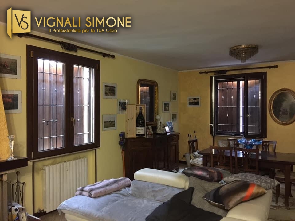 25 Vignali Simone Infissi-Style Finestre style legno