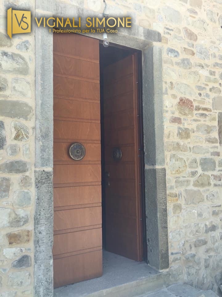 21 Vignali Simone Infissi-Style Porta blindata style legno
